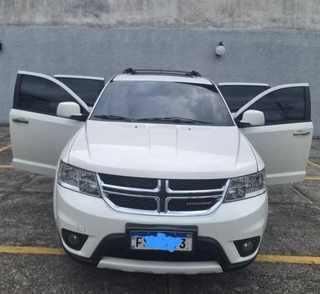 DODGE JOURNEY 3.6 RT V6 GASOLINA 4P AUTOMÁTICO DODGE JOURNEY 3.6 RT V6 GASOLINA 4P AUTOMÁTICO